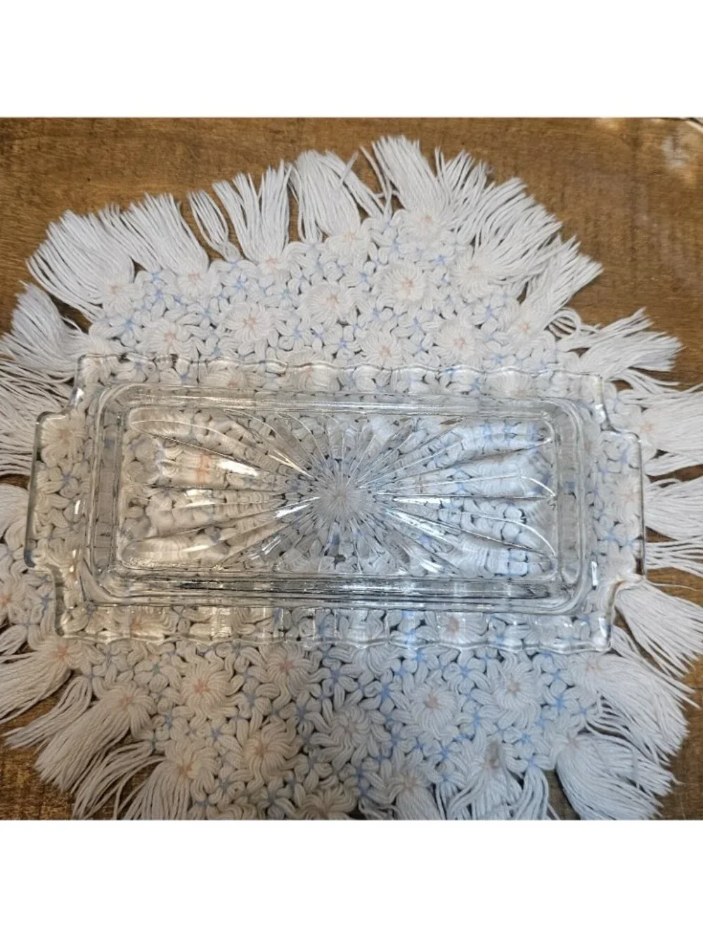 70's FEDERAL WINDSOR CLEAR CRYSTAL WINDSOR PATTERN COVERED BUTTER DISH CLEAR